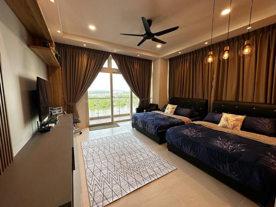A.R Homestay Riverine Condominium Kuching Bagian luar foto