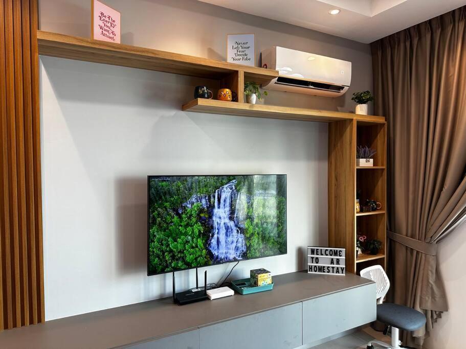 A.R Homestay Riverine Condominium Kuching Bagian luar foto